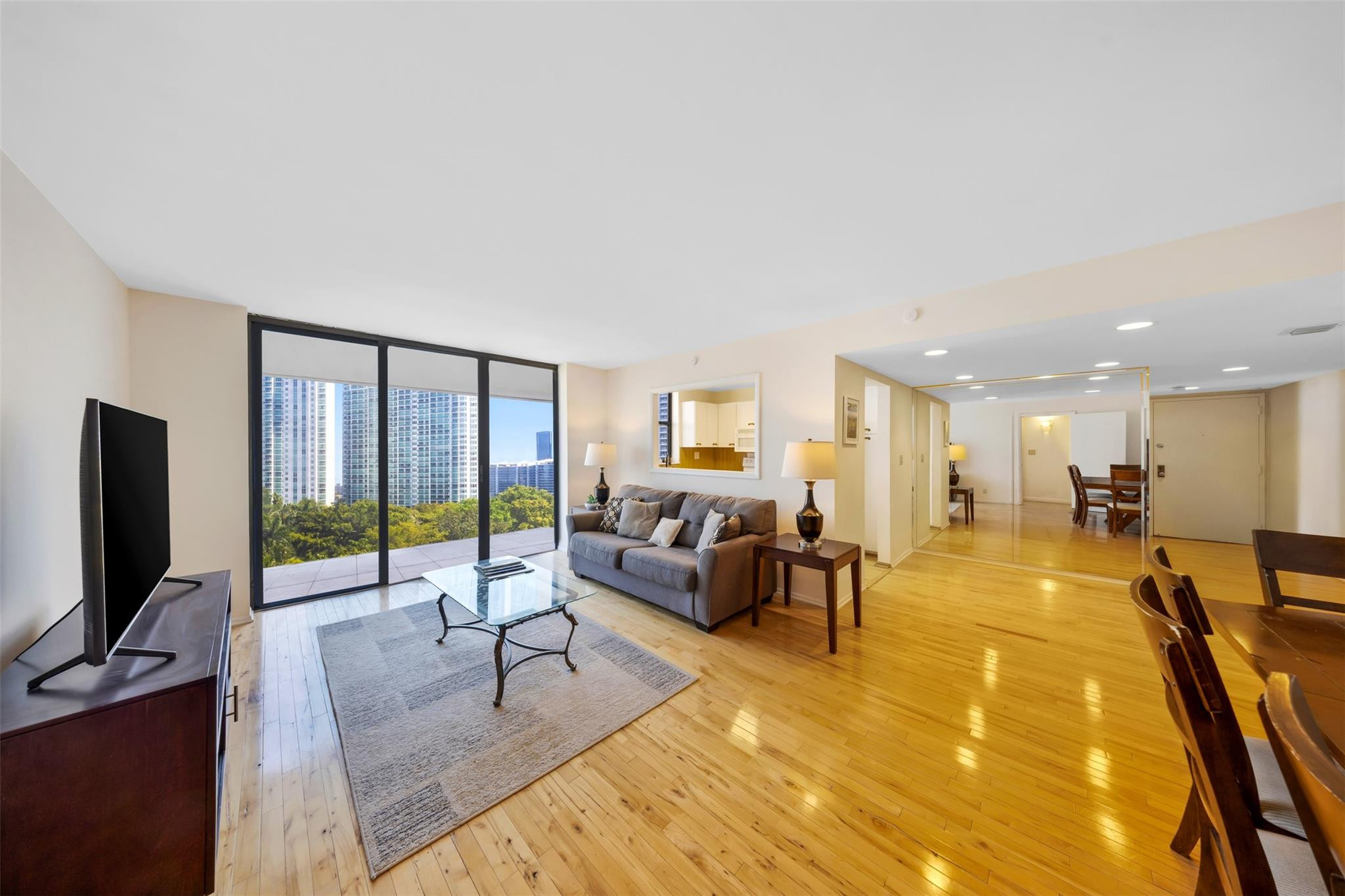 18181 NE 31st Court # 804, Aventura FL 33160