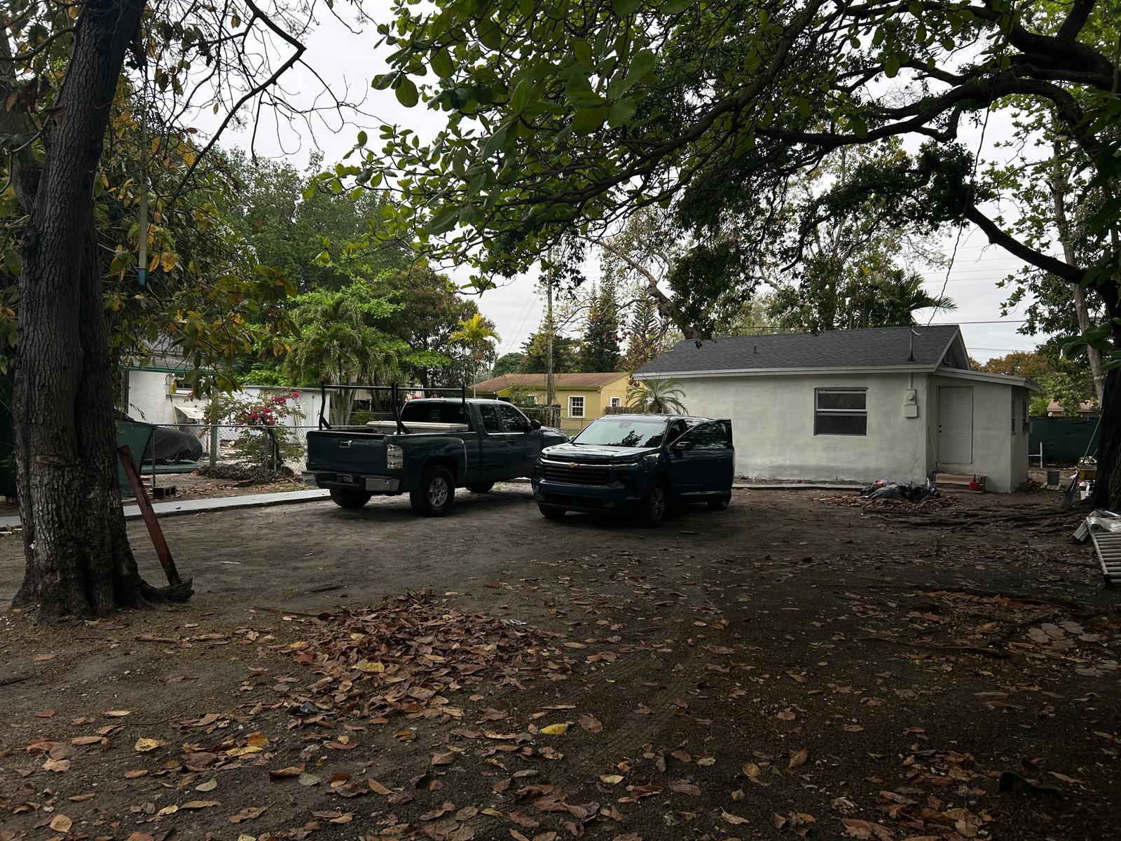 1063 NW 55th Terrace — Photo 3