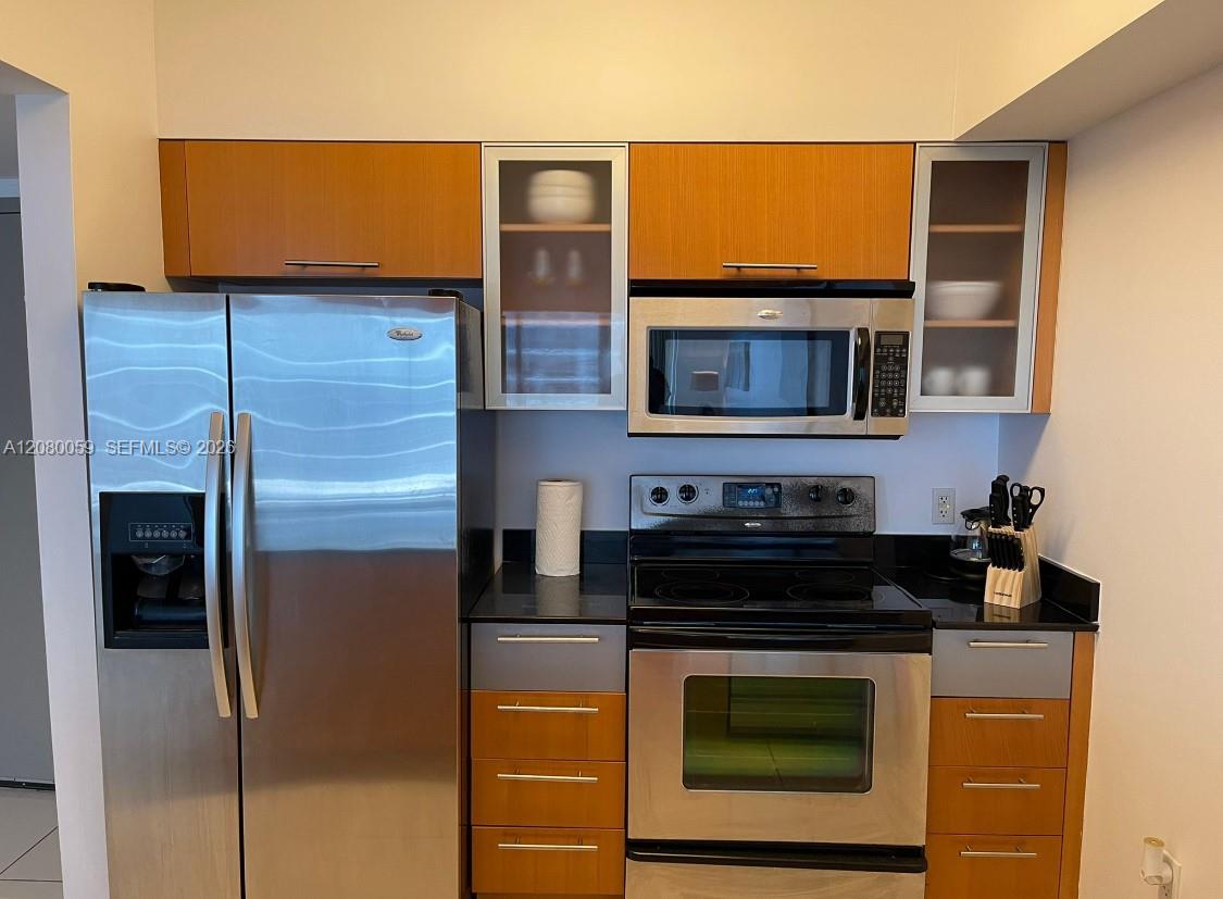 1750 N Bayshore Dr # 4305 — Photo 5
