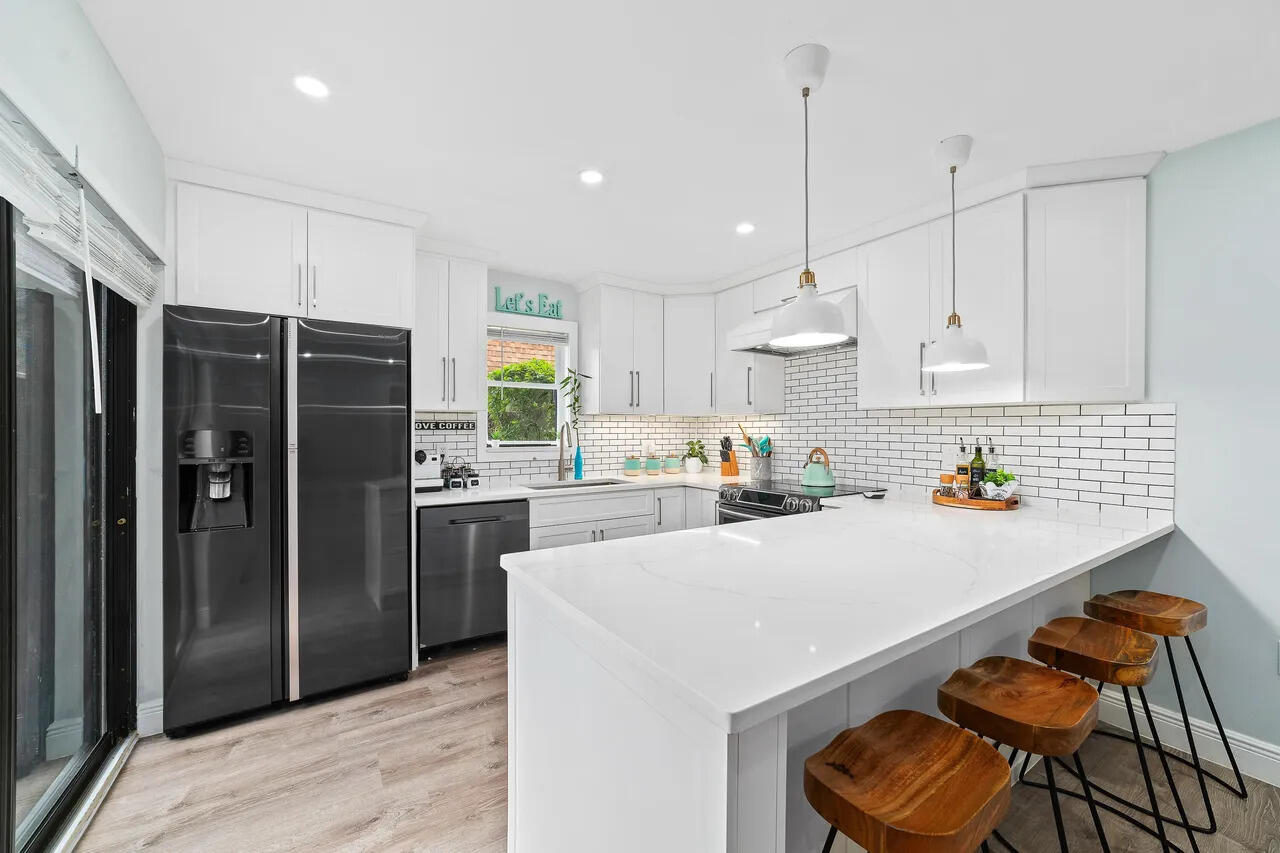 3132 SW 20TH Terrace # 12B — Photo 4