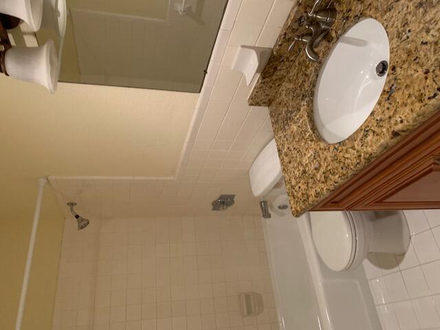 1907 NE 2ND Street # 15 — Photo 2