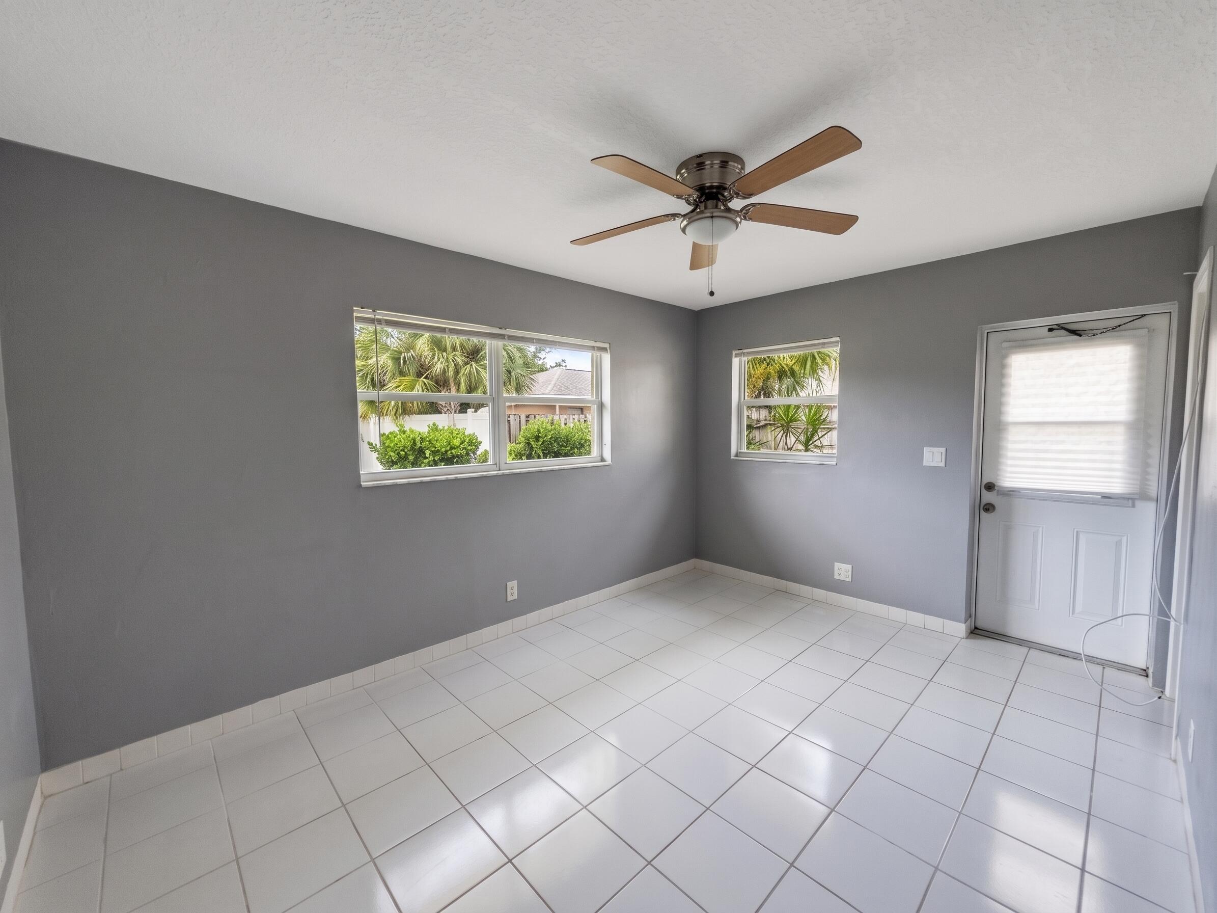 1240 SE 3RD Court # 12 — Photo 5