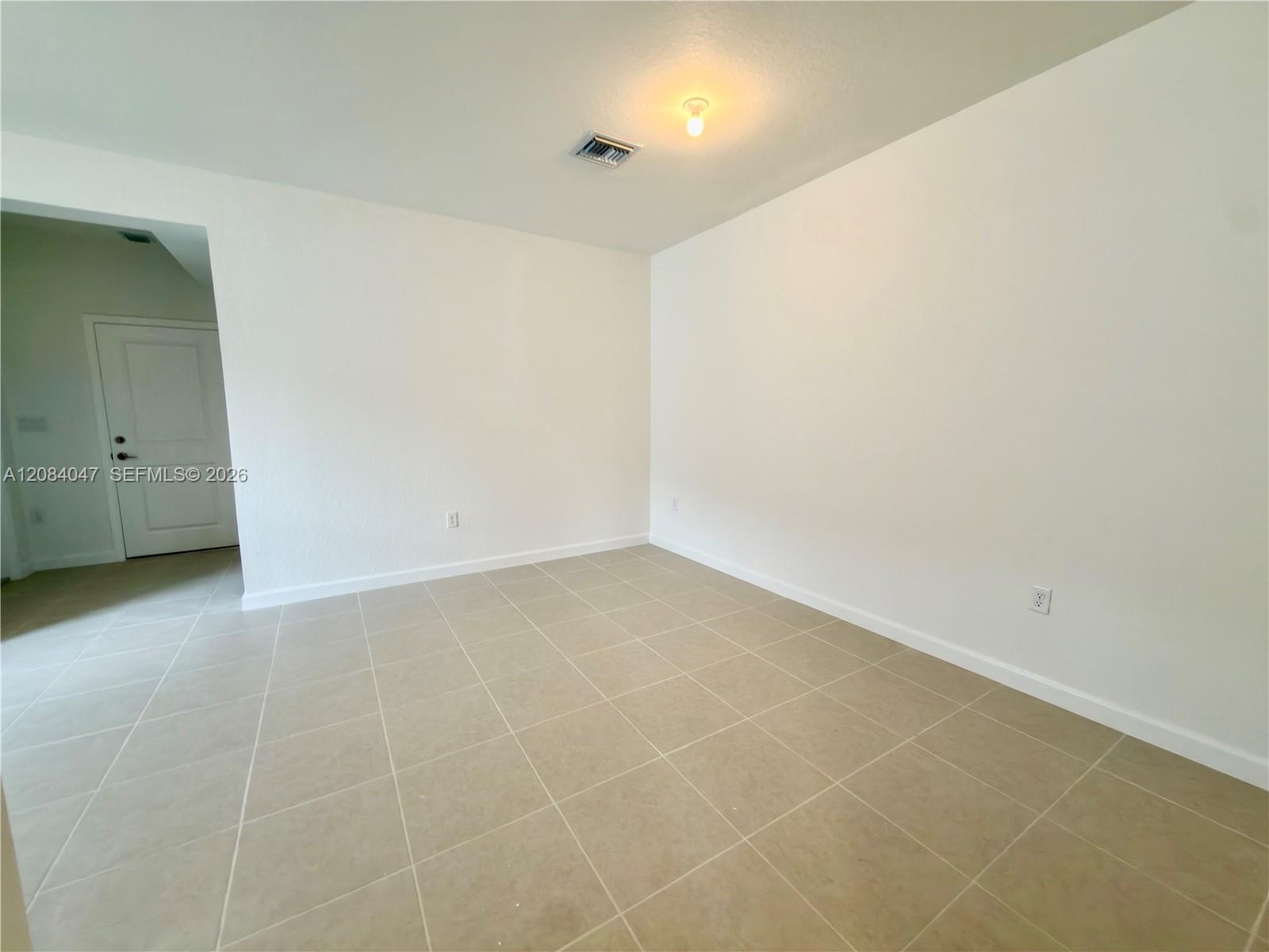 2996 SE 25th Ter # annex — Photo 3