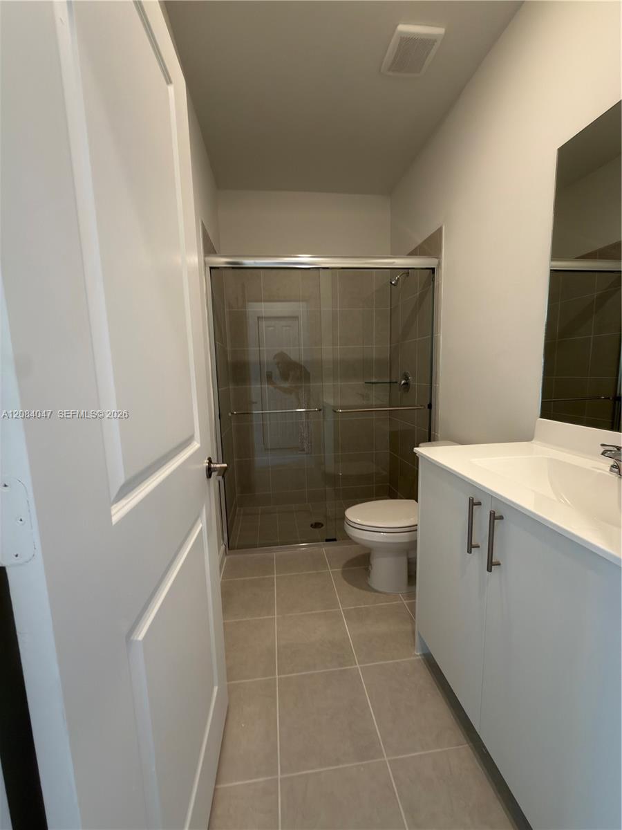 2996 SE 25th Ter # annex — Photo 4