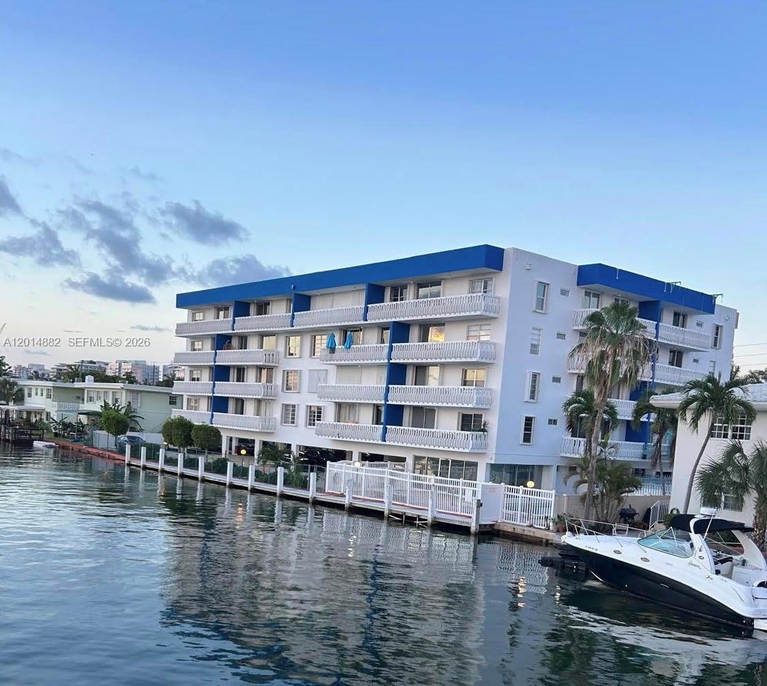8530 Byron Ave # 302, Miami Beach FL 33141