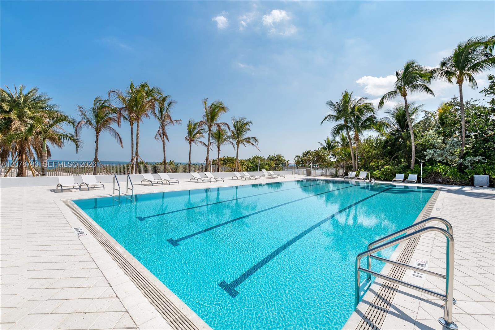 613 Ocean Dr # 7C — Photo 2