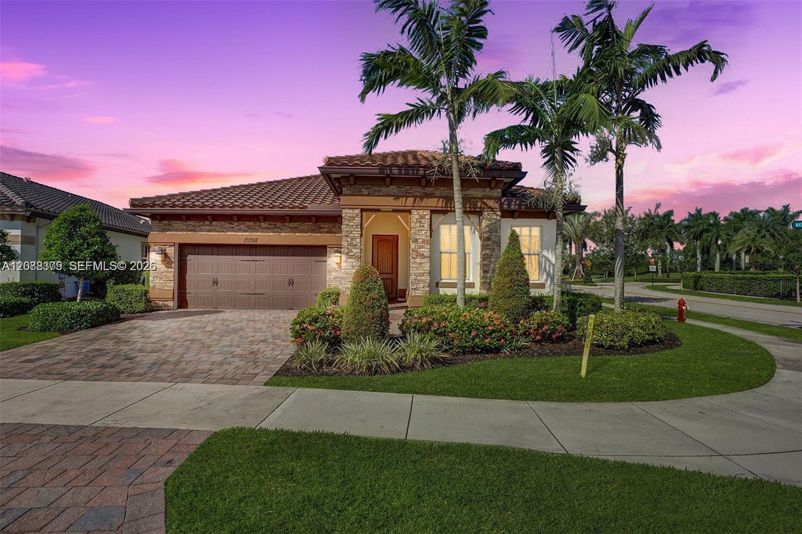 10398 Waterside Ct — Photo 3
