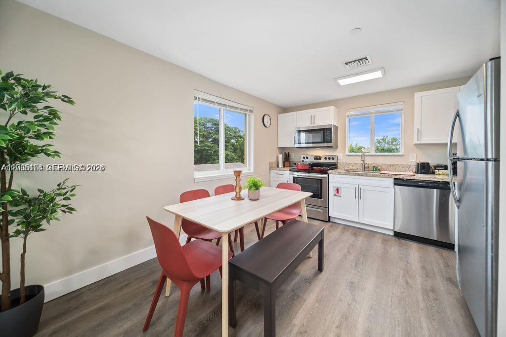 2324 Garfield St # 4 — Photo 4