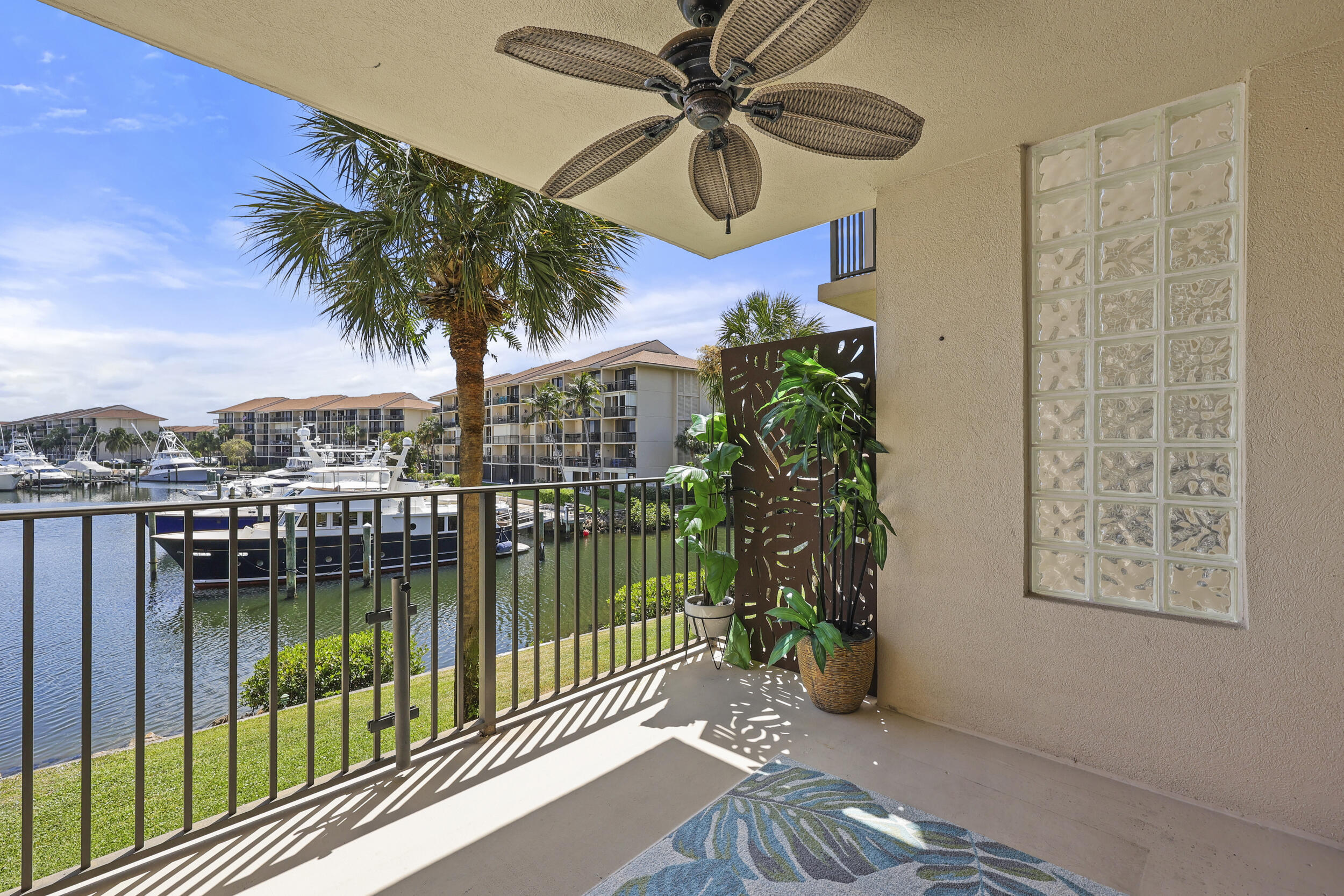 1601 Marina Isle Way # 202 — Photo 3