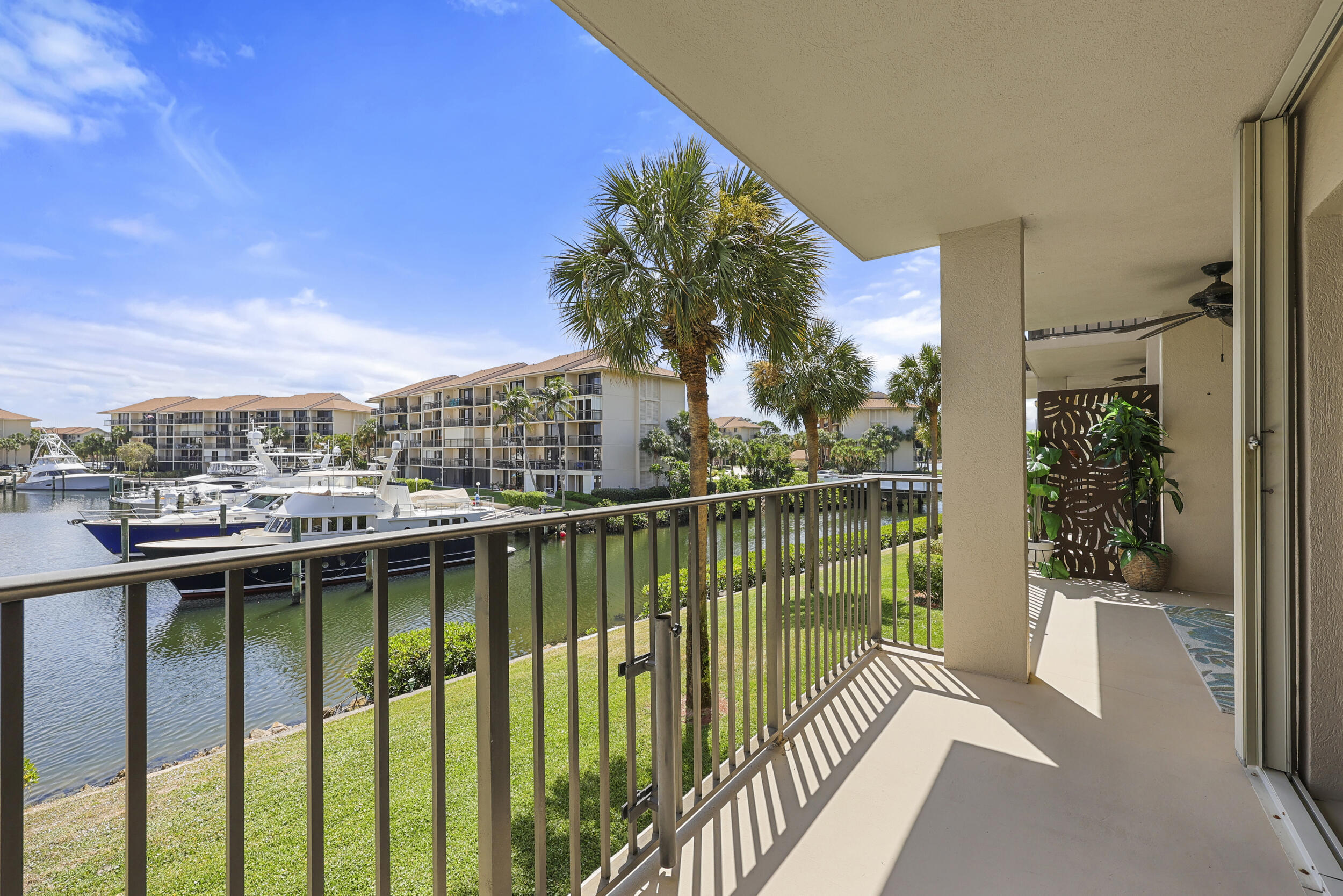 1601 Marina Isle Way # 202 — Photo 4