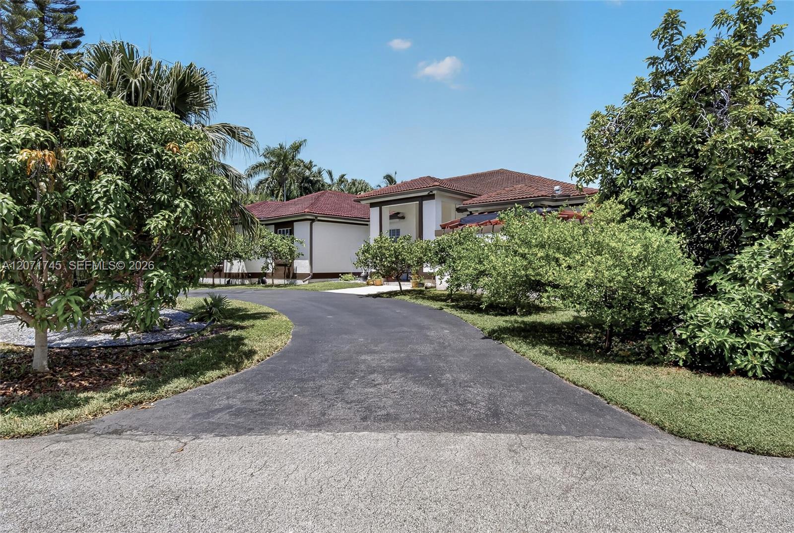 17711 SW 81st Ct — Photo 3