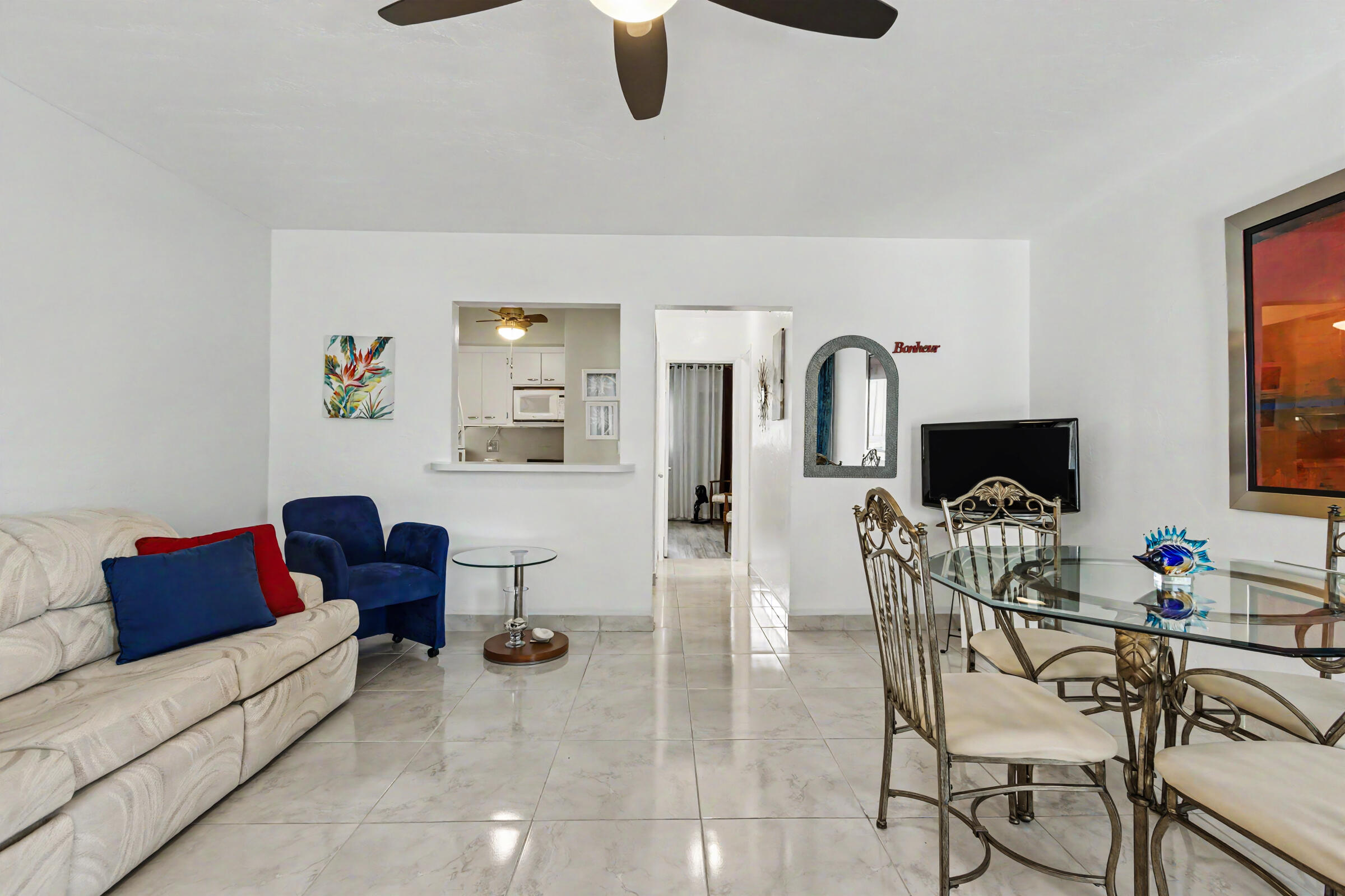 801 Atlantic Shores Boulevard # 104 View 9