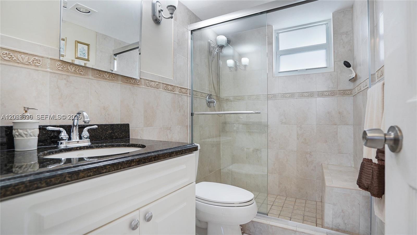 1750 James Ave # 9J — Photo 5