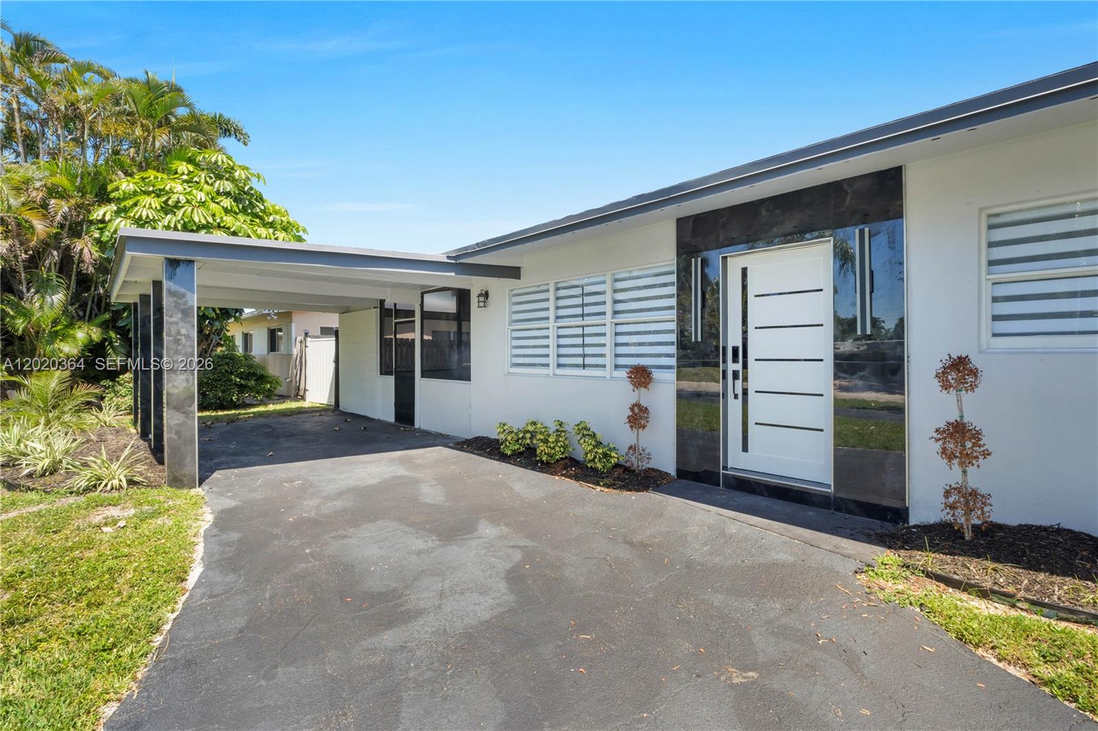 317 NW 27th St, Wilton Manors FL 33311