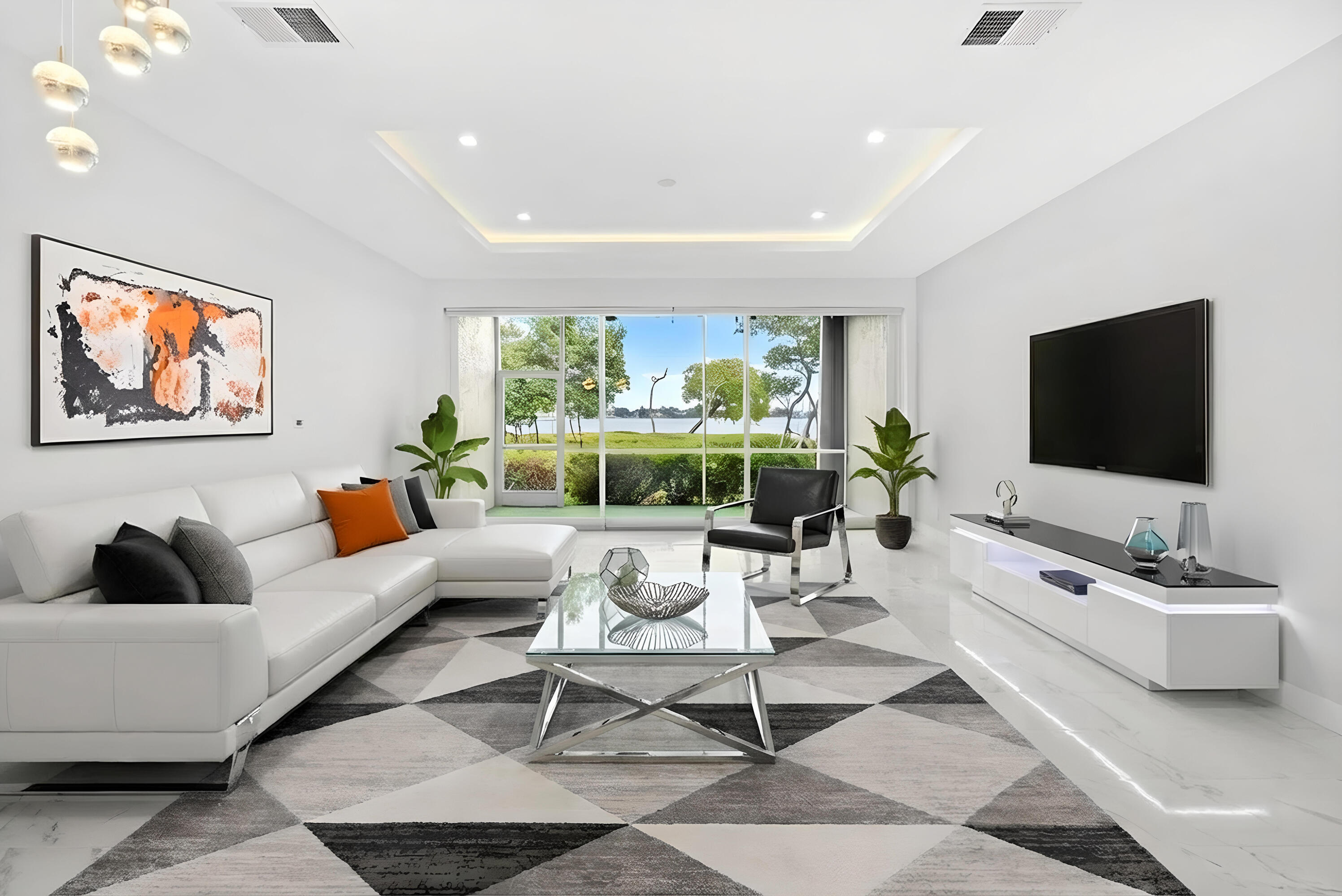 88 N Lakeshore Drive — Photo 3
