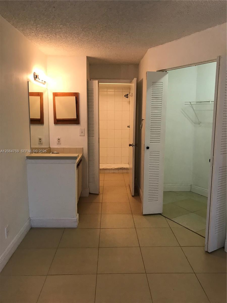 9999 Summerbreeze Dr # 608 — Photo 2