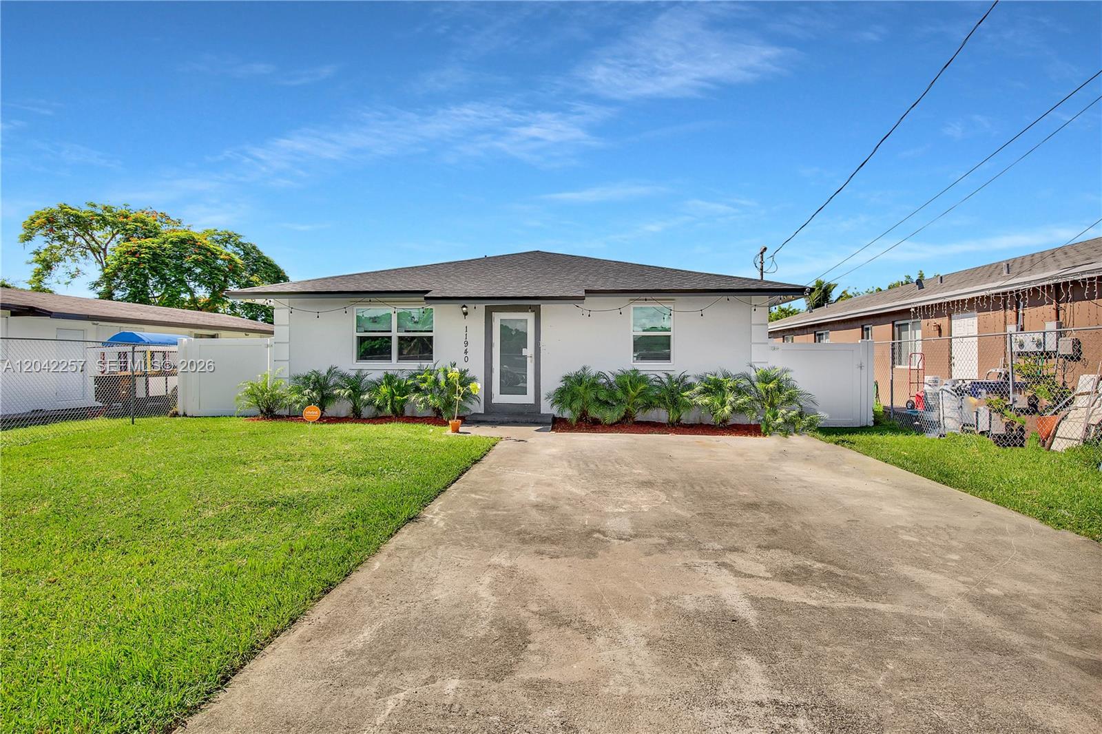 11940 SW 212th St, Miami FL 33177