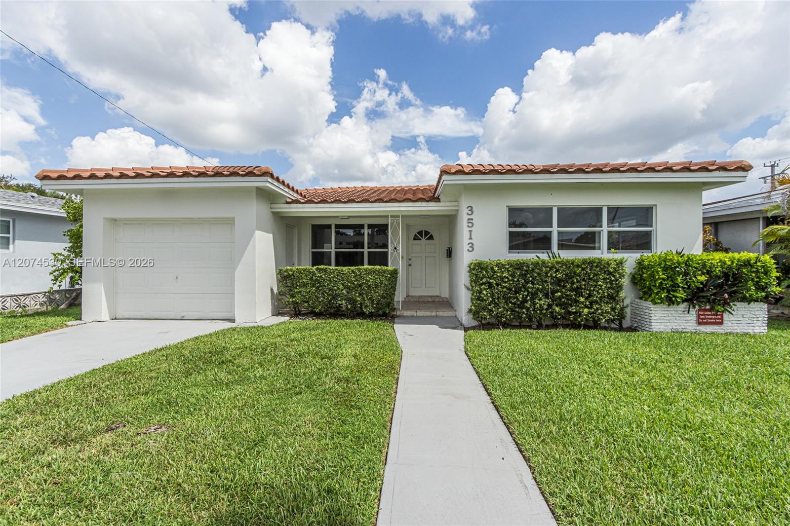 3513 Polk St, Hollywood FL 33021