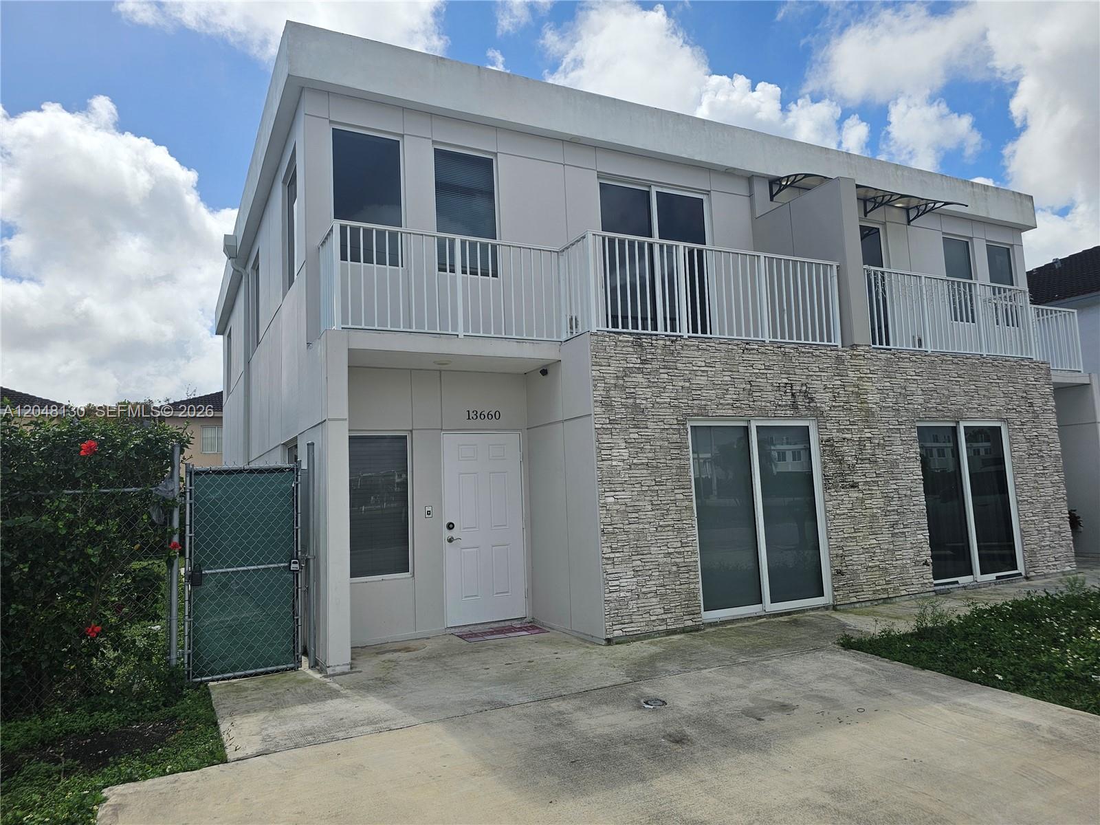 13660 SW 260th St, Homestead FL 33032
