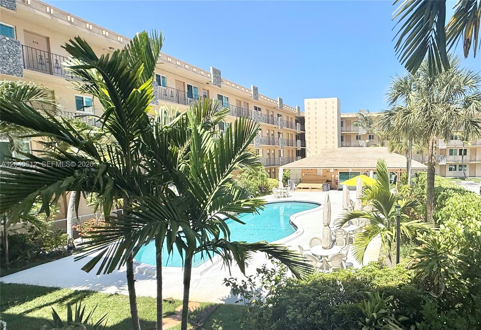 2145 Pierce St # 206, Hollywood FL 33020