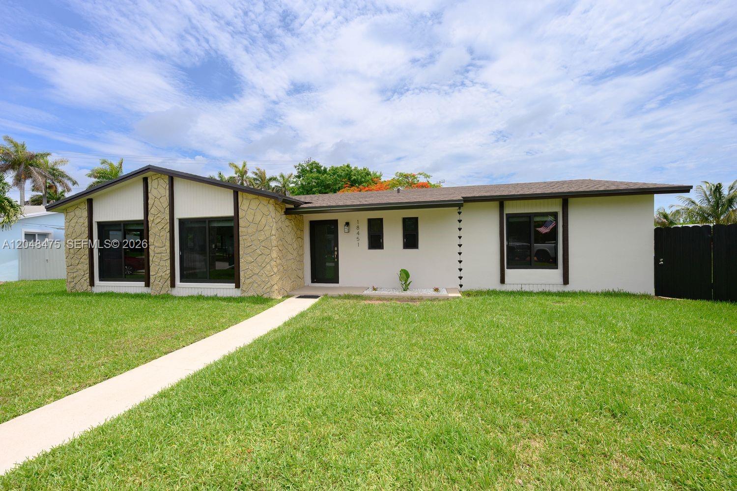 18451 SW 90th Ave, Cutler Bay FL 33157