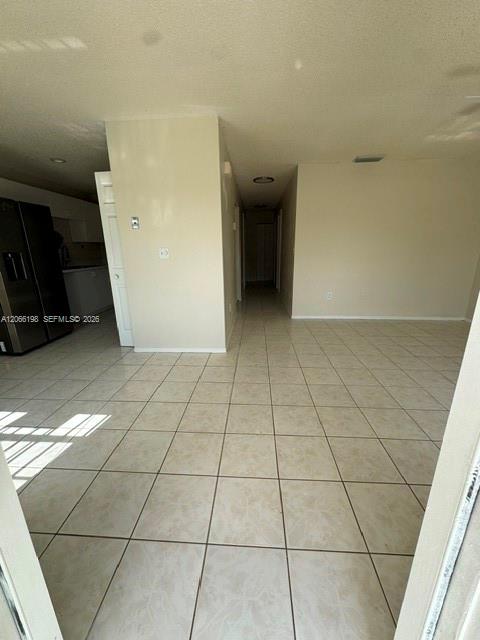 982 SW 9th Ct — Photo 3