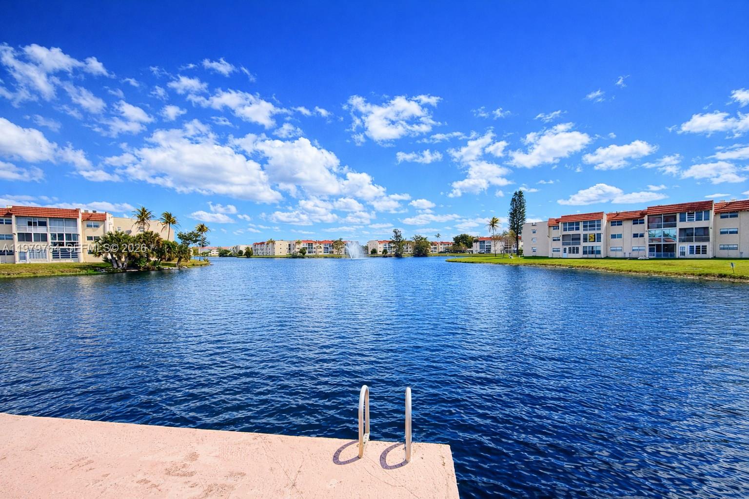 7891 N Sunrise Lakes Dr # 310, Sunrise FL 33322