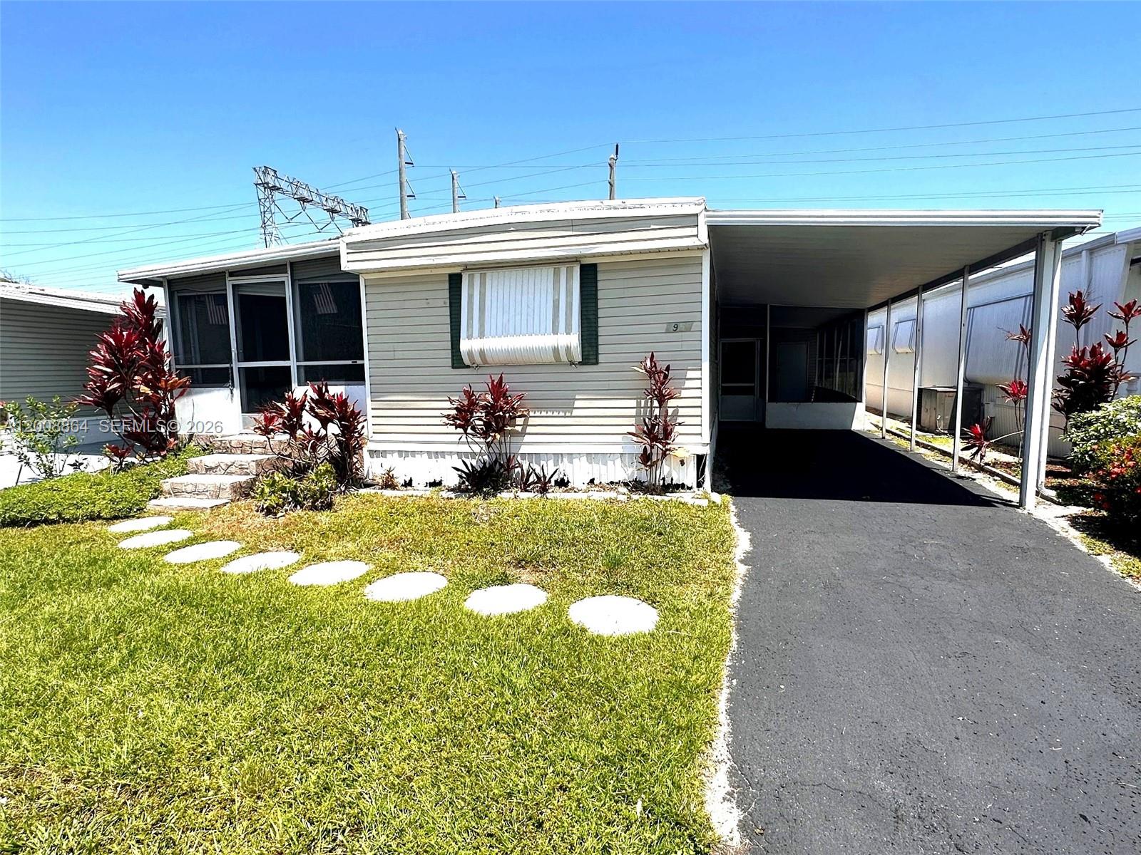 2957 SW 54th St # 0, Dania Beach FL 33312