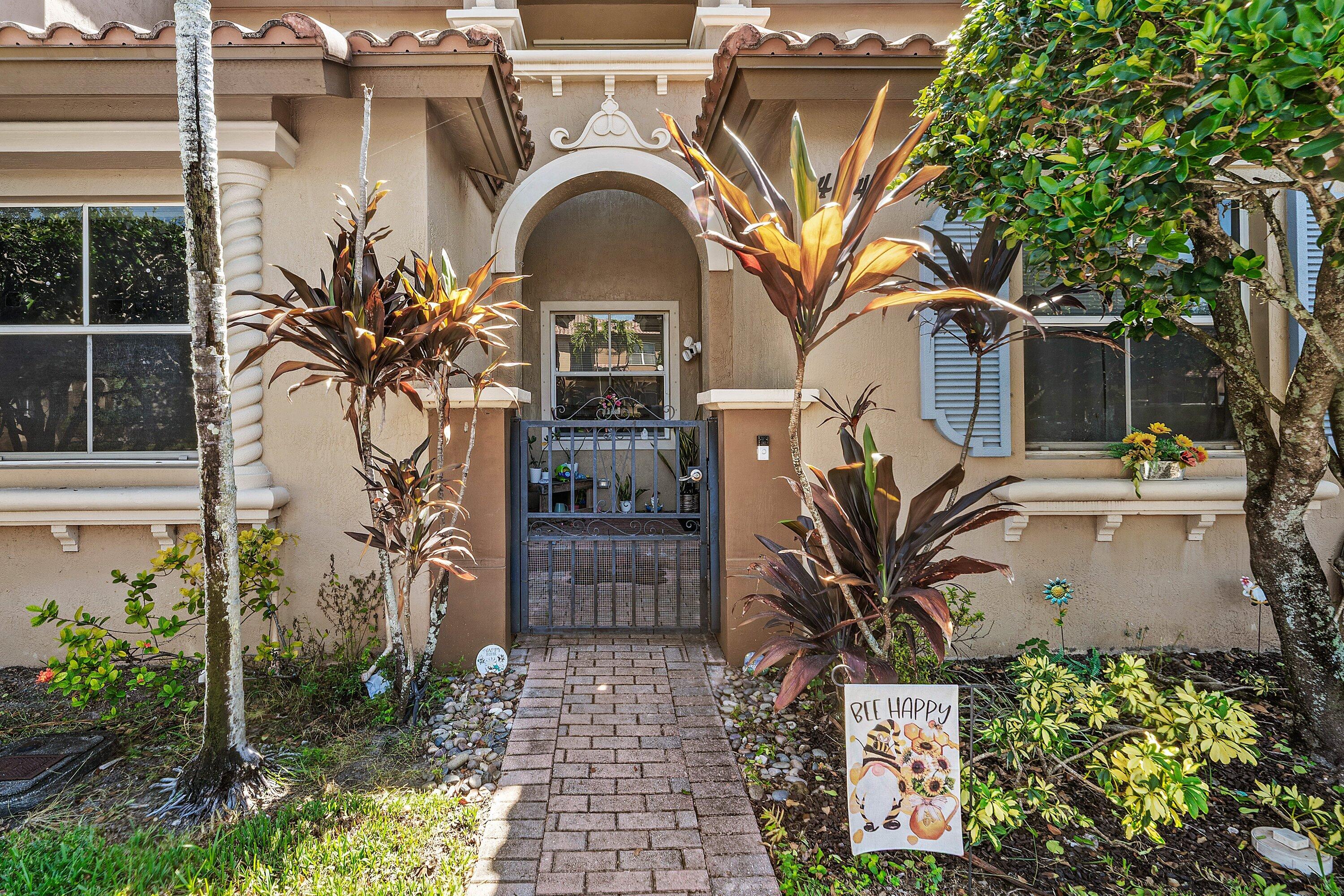 2928 HIDDEN HILLS Road # 1404, West Palm Beach FL 33411