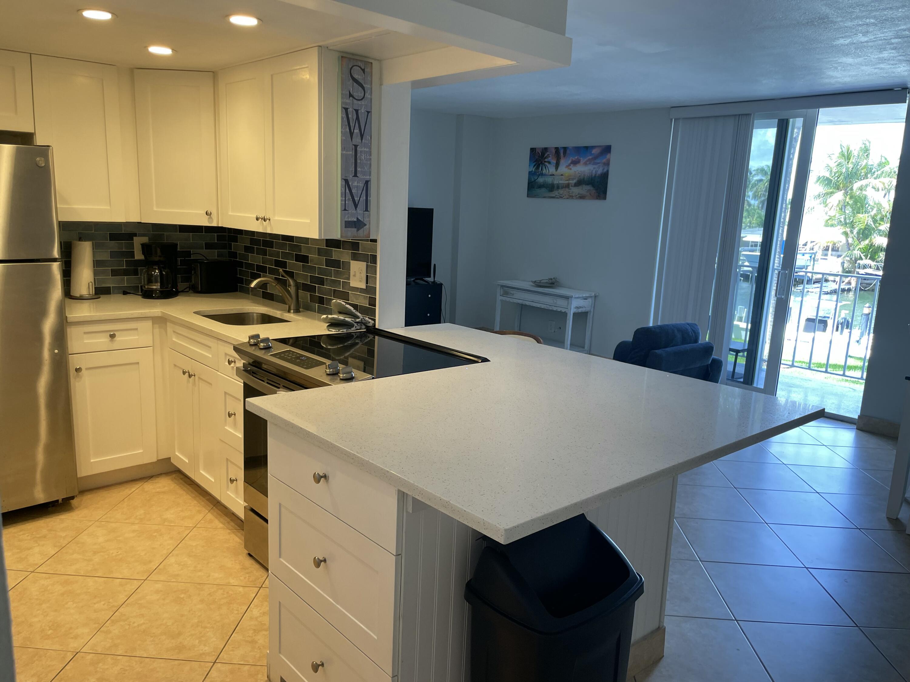 1731 SE 15TH Street # 206 — Photo 4