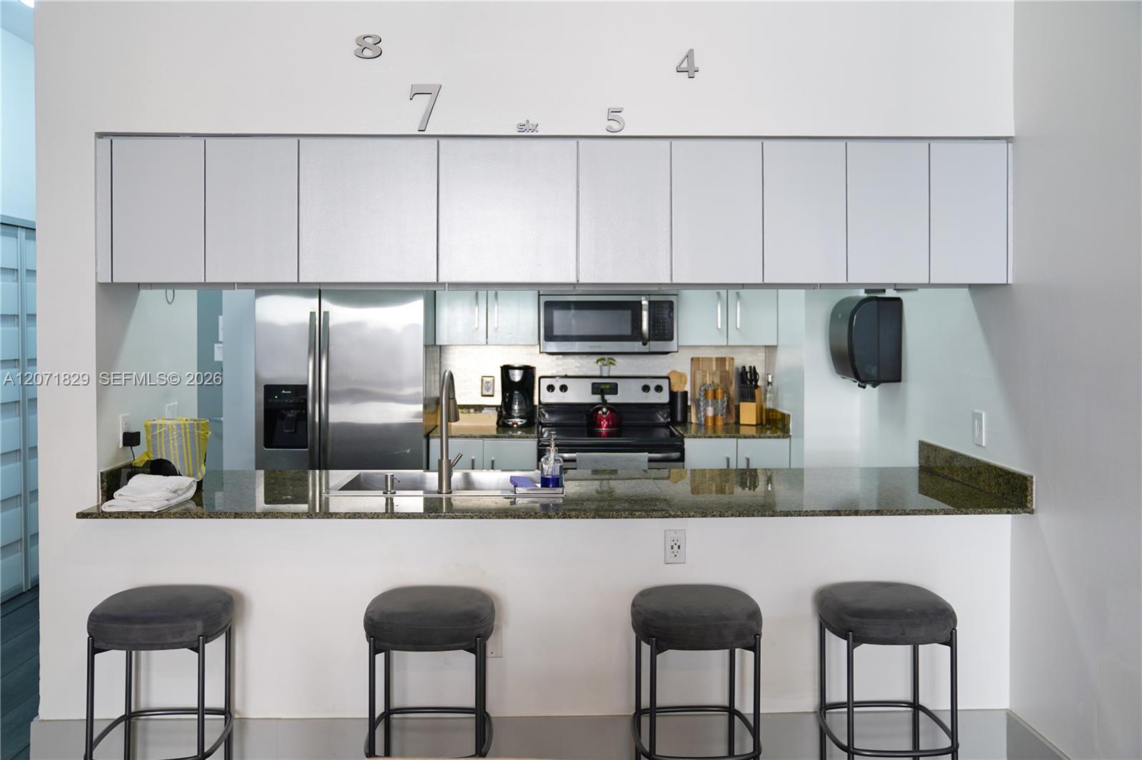 1200 Brickell Bay Dr # 1406 — Photo 3