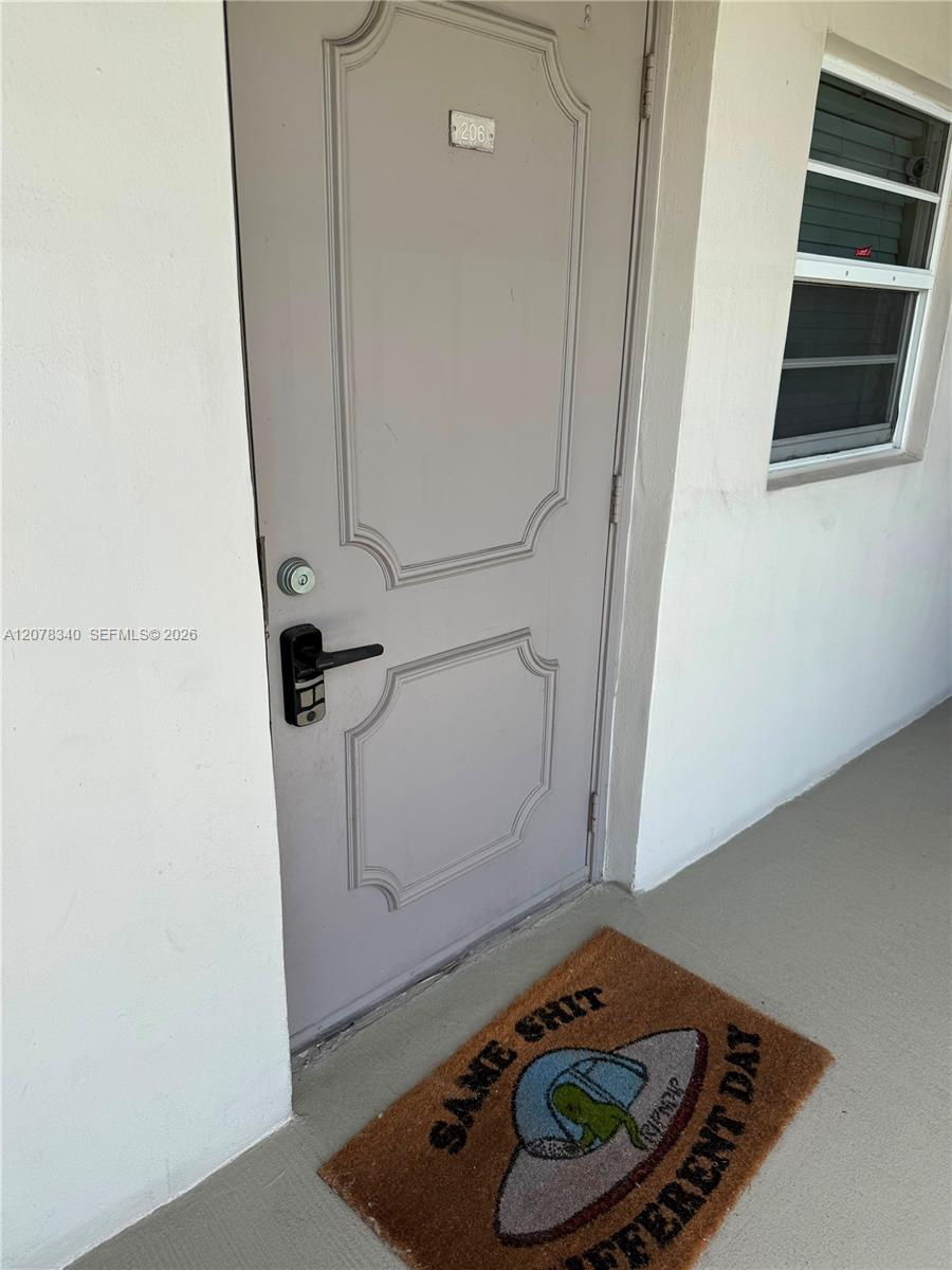 9420 Poinciana Pl # 206 — Photo 2