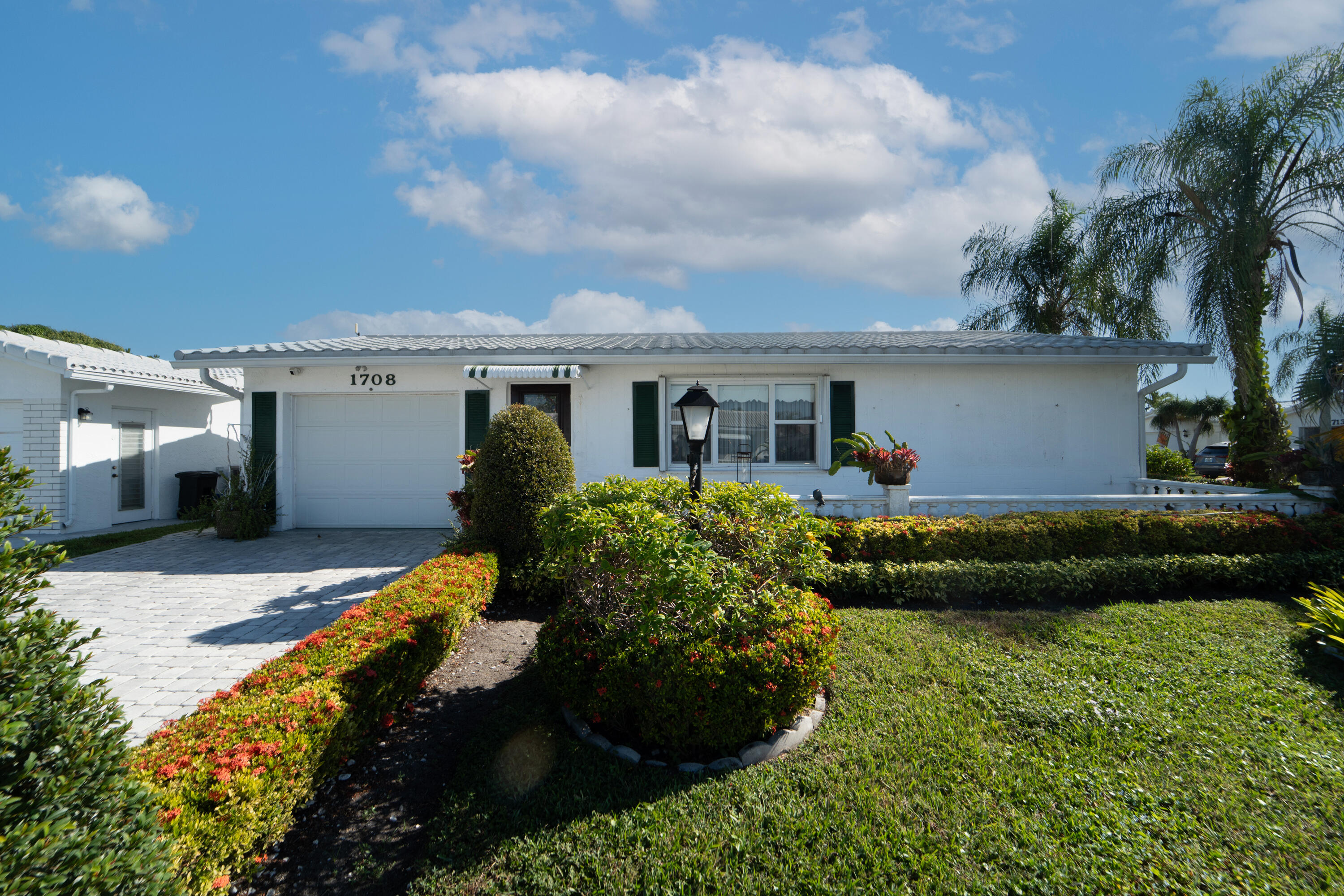 1708 SW 21st Street SW, Boynton Beach FL 33426