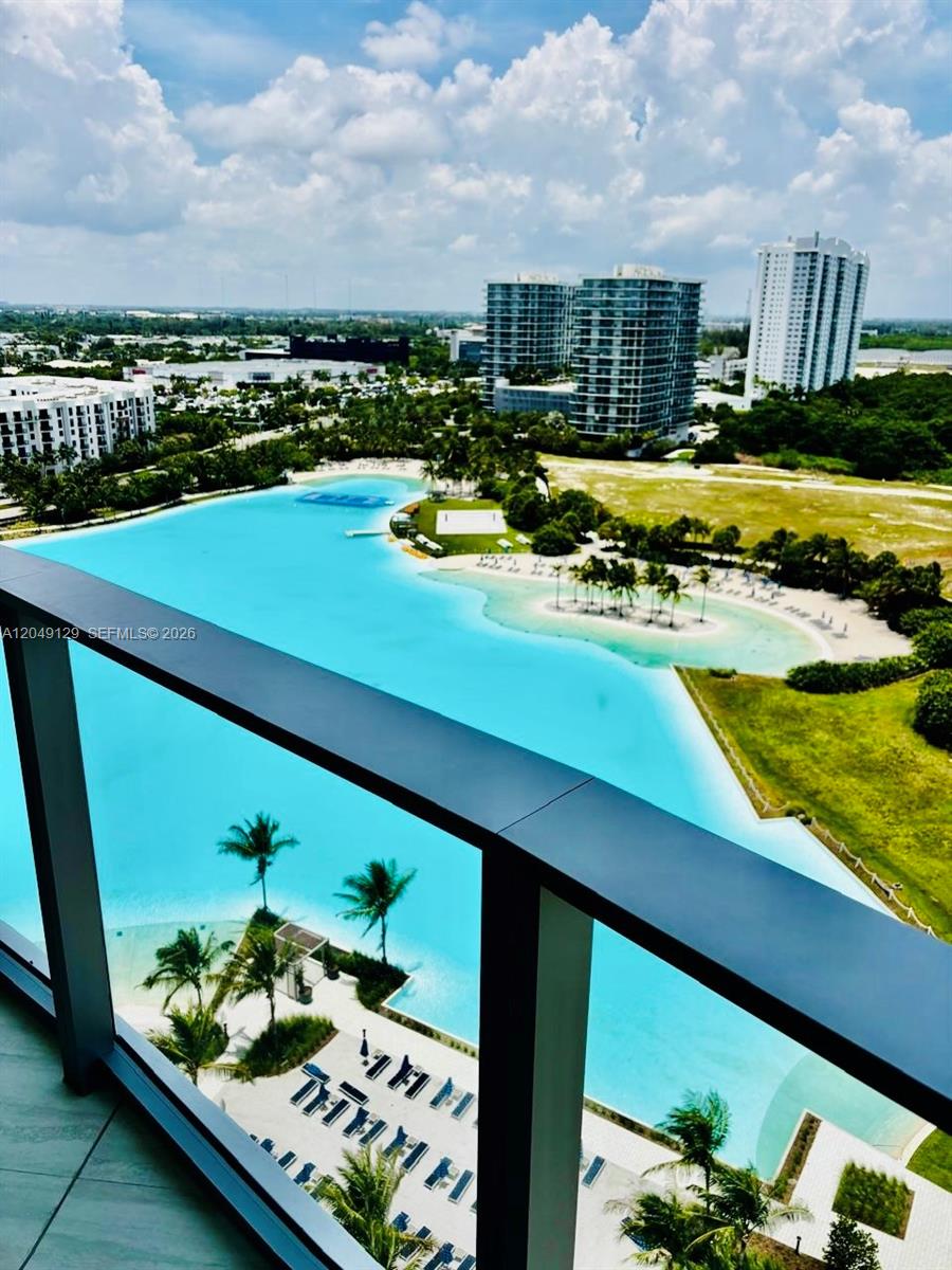 2411 Laguna Circle North # 1411, Miami FL 33181