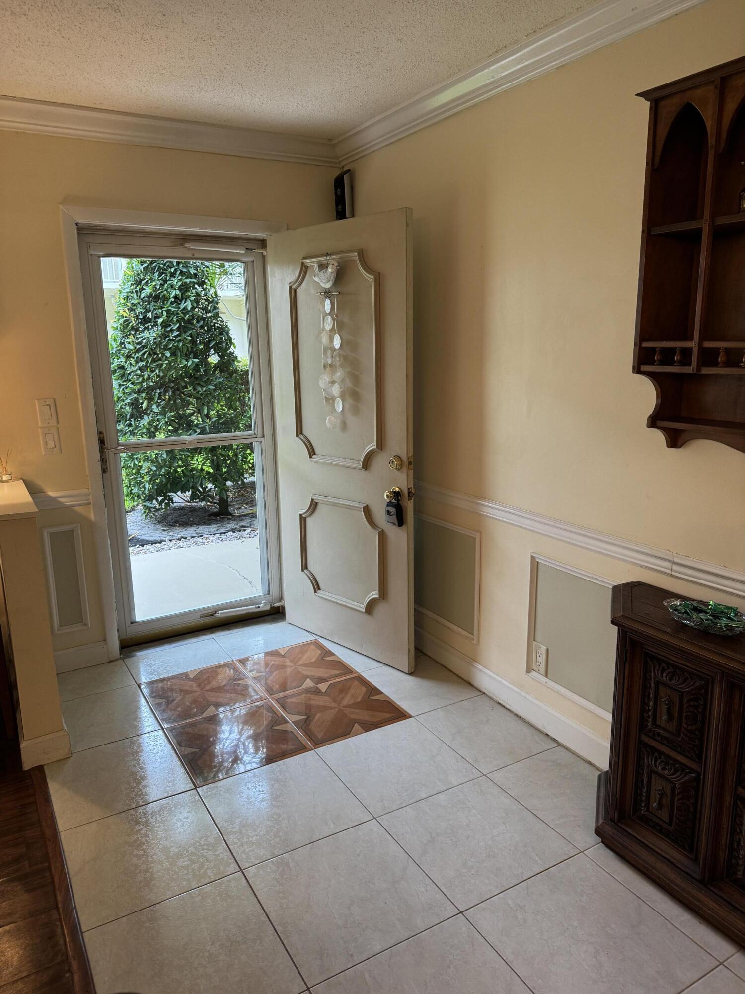 632 Snug Harbor Drive # D6 — Photo 5