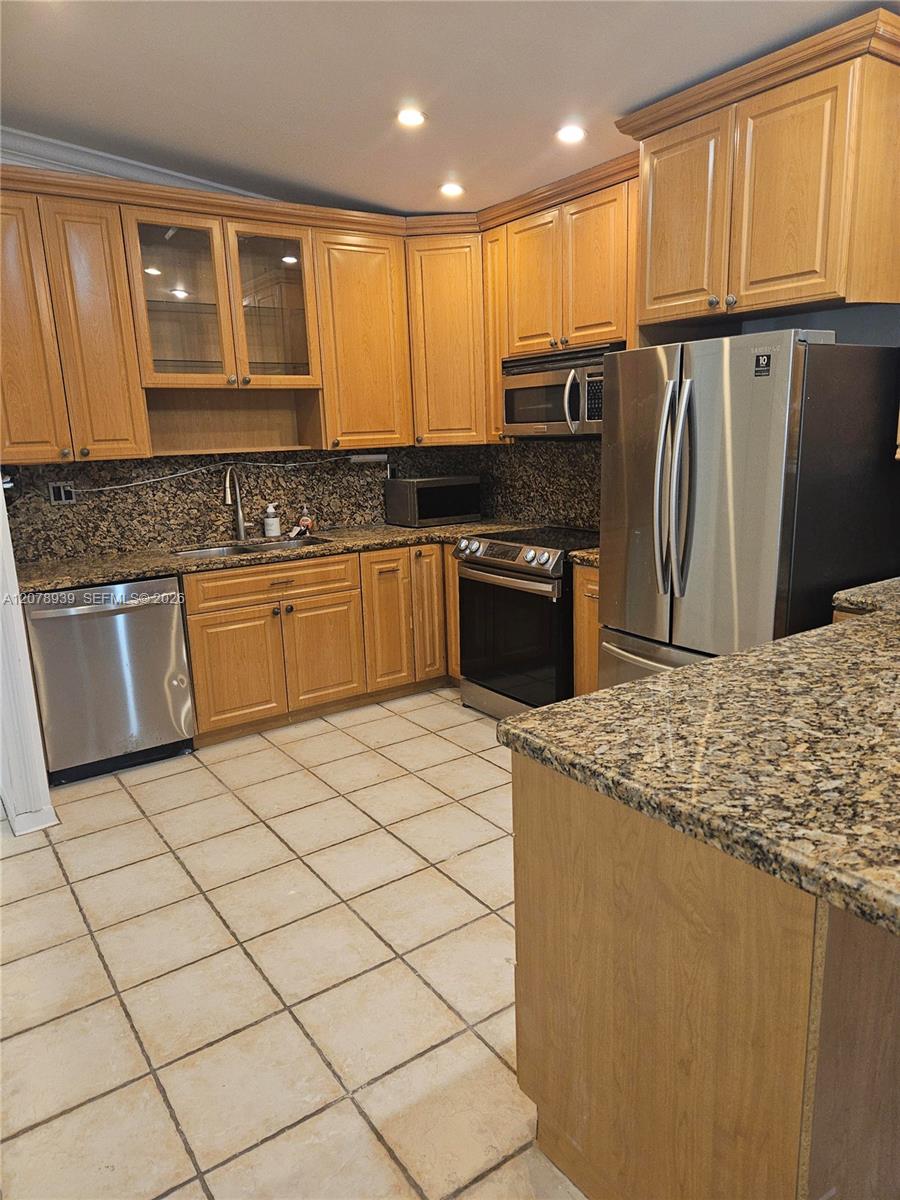 10634 SW 75th Ln — Photo 3