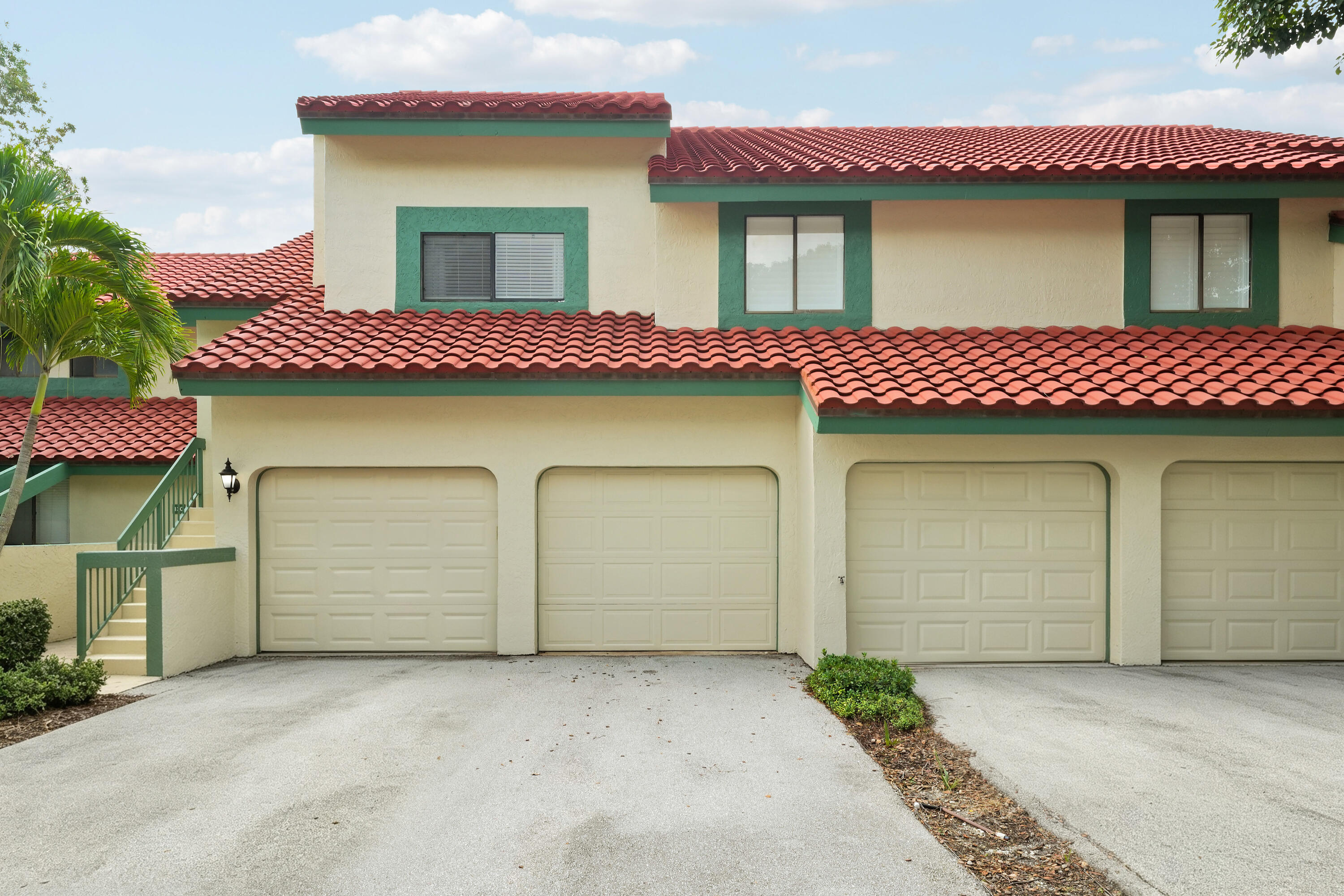 13 LEXINGTON Lane E # G — Photo 5