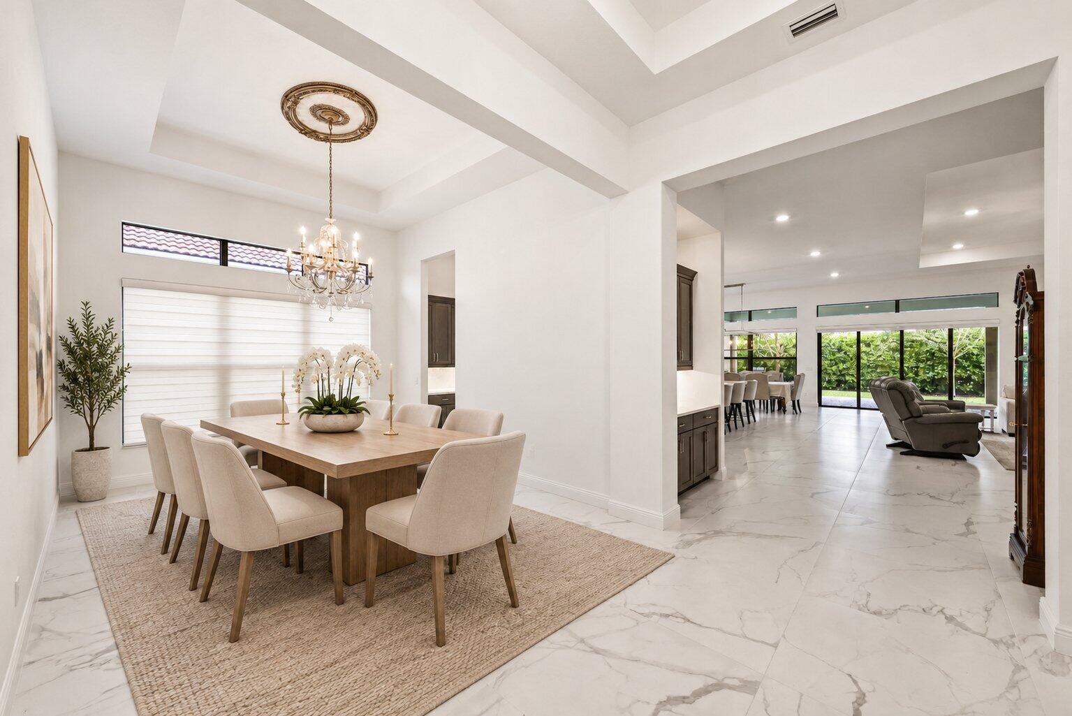 9264 Porto Way — Photo 3