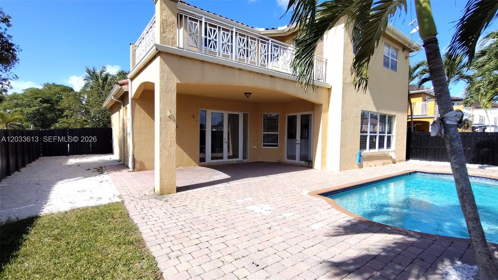 6743 SW 163rd Pl, Miami FL 33193