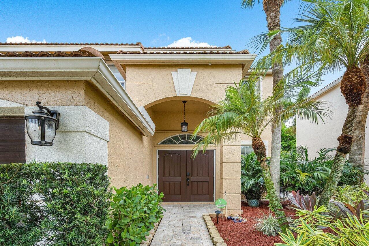 6328 STONEHURST Circle — Photo 4