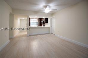 1713 Whitehall Dr # 302 — Photo 5