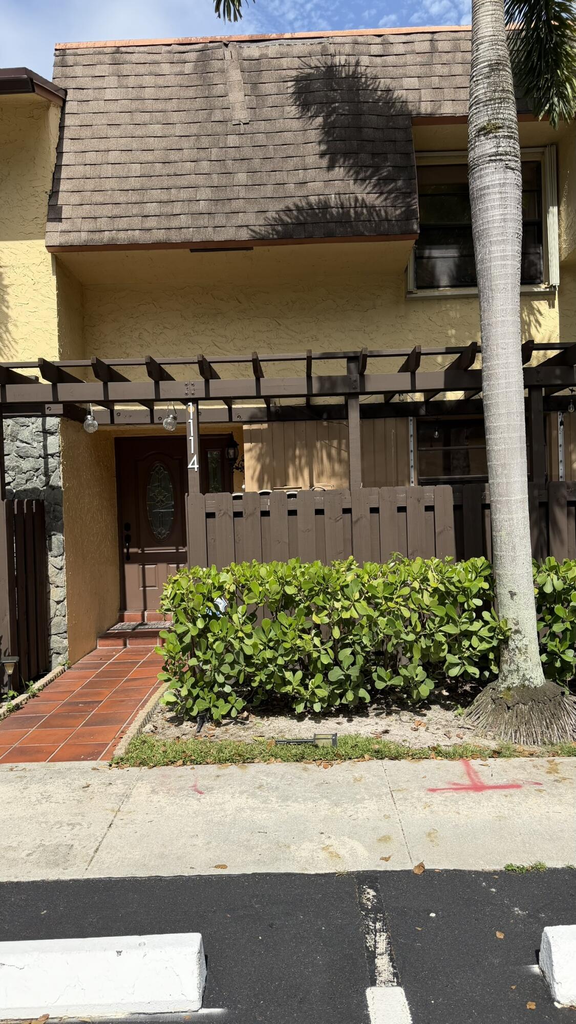 1114 NW 79th Drive, Plantation FL 33322