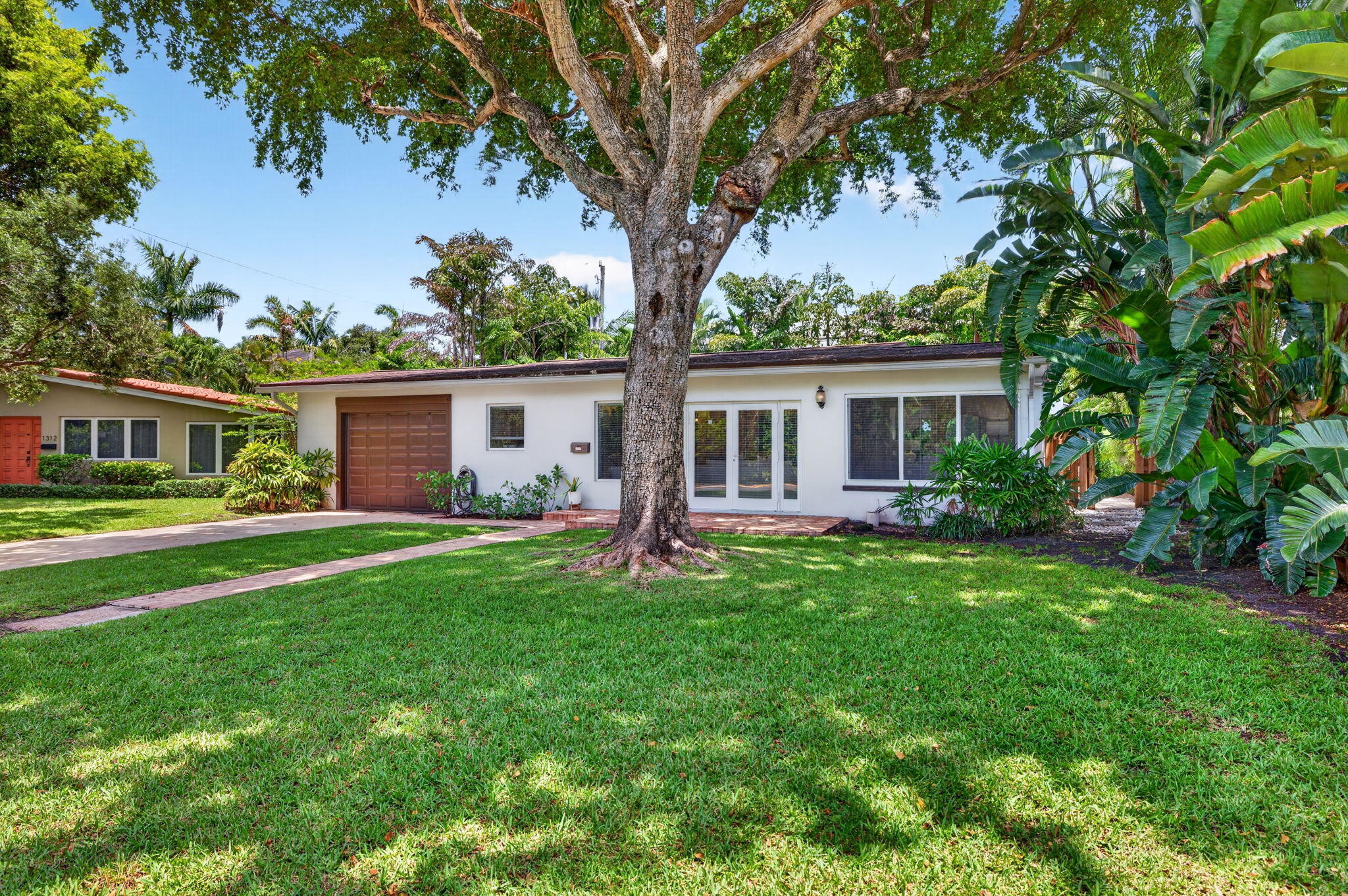 1318 SE 12TH Way, Fort Lauderdale FL 33316