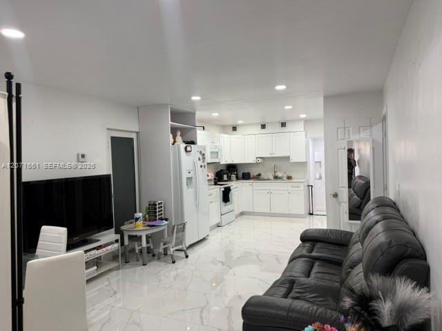 846 W 32nd St # 1 View 5