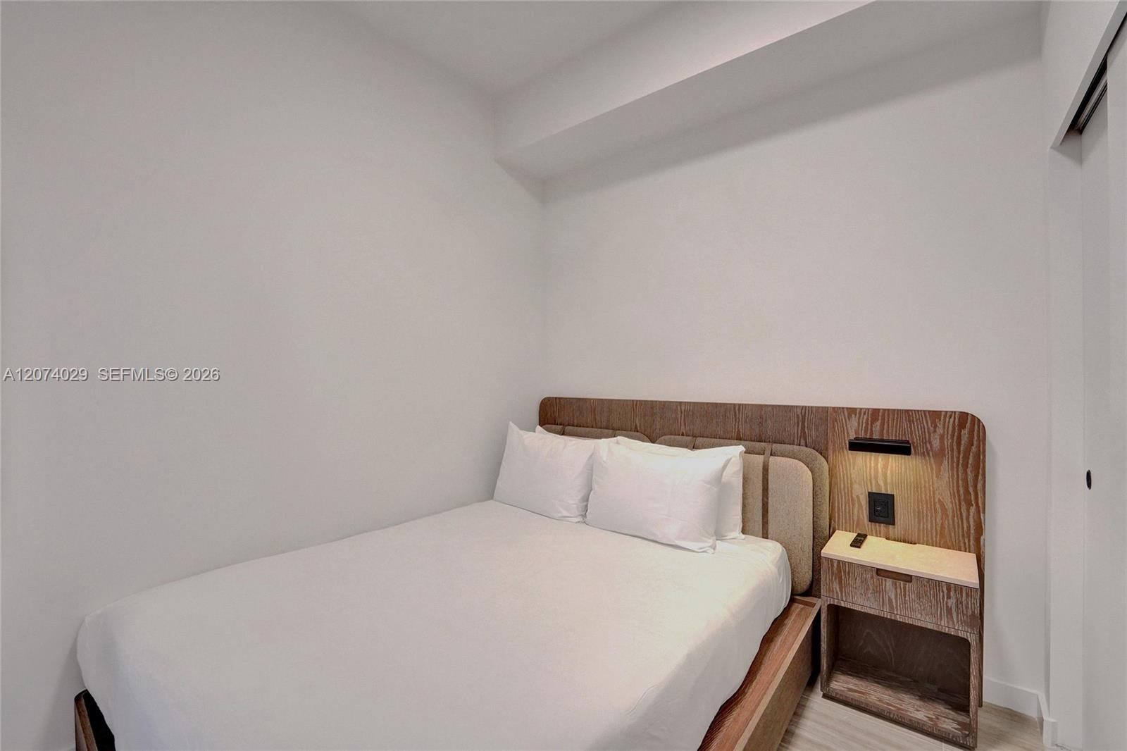 580 72nd St # 1513 — Photo 5