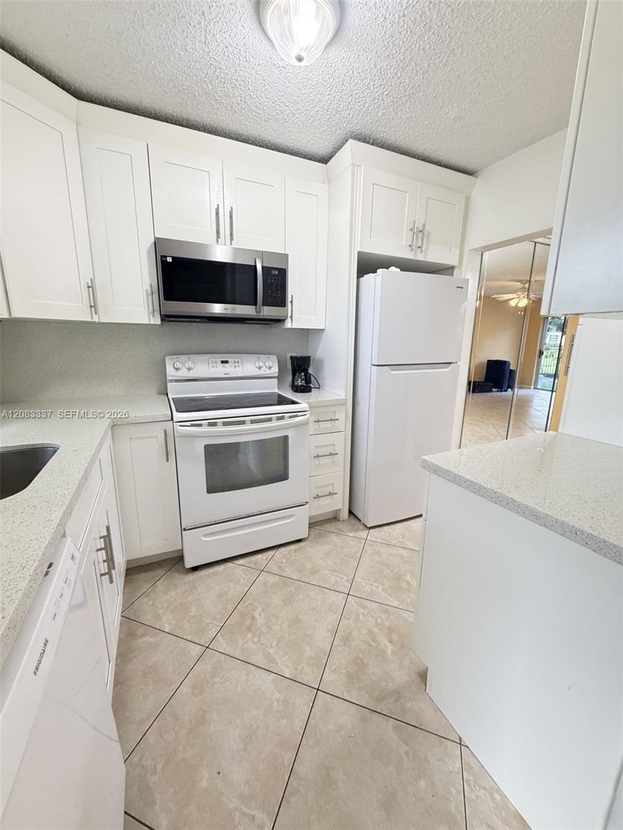 9949 Sandalfoot Blvd # 514 — Photo 2