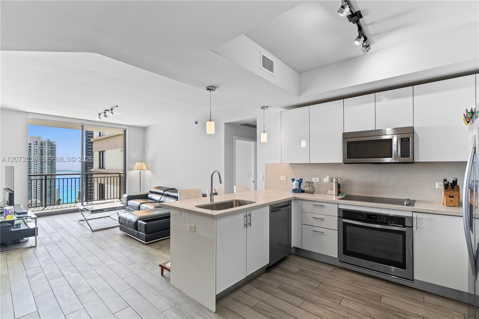 999 SW 1st Ave # 3307 — Photo 5