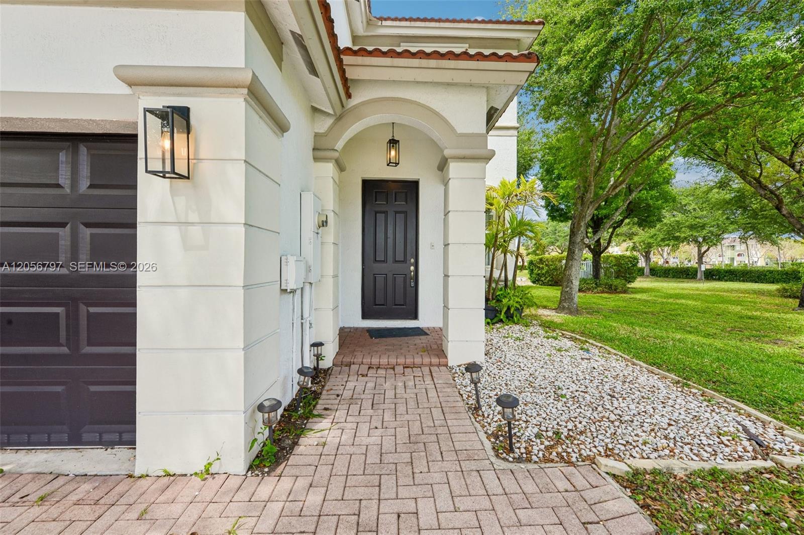 8188 NW 108th Pl — Photo 4