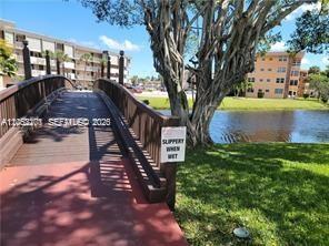2901 NW 47th Ter # 248B, Lauderdale Lakes FL 33313
