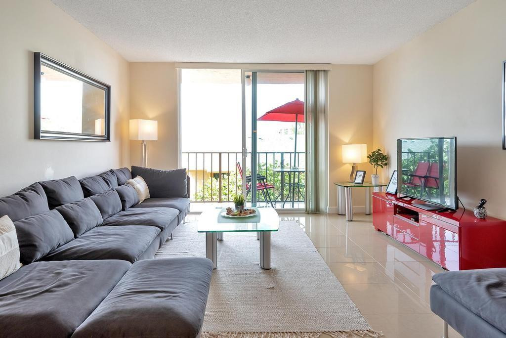 1009 N Ocean Boulevard # 409 — Photo 4